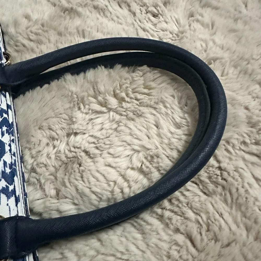 Aldo Blue And White Abstract Poppy Flower Satchel Bag Purse